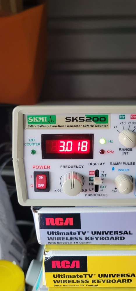 SKMI SK5200 Sweep Function Generator 60MHz Counter