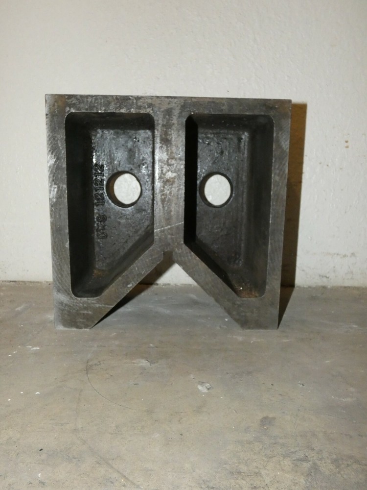 12" x 12" x 6'' - Standard V-Block