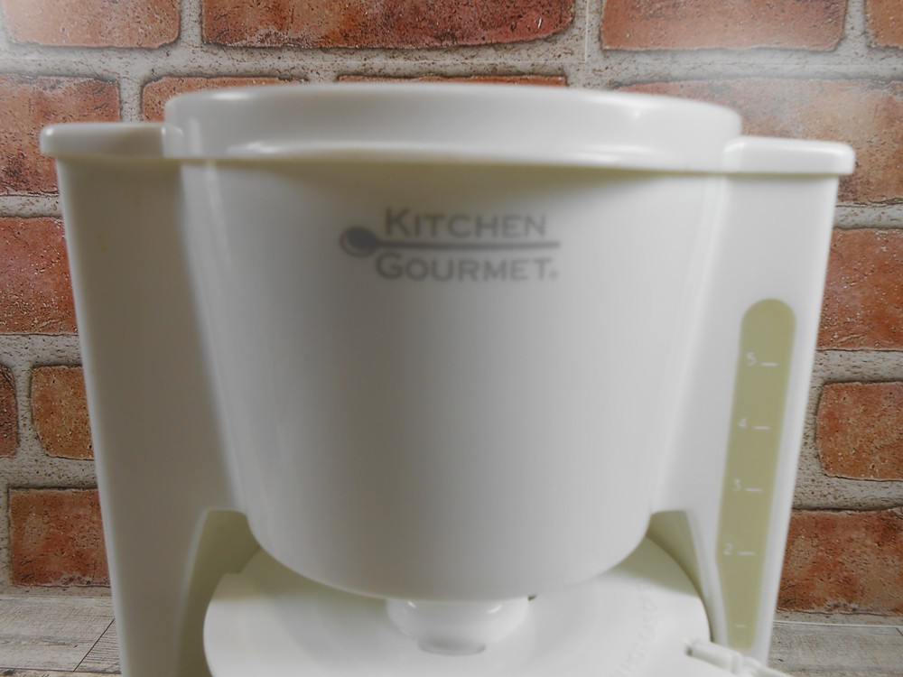 Kitchen Gourmet 5 Cup Coffee Maker TSK-1037A White