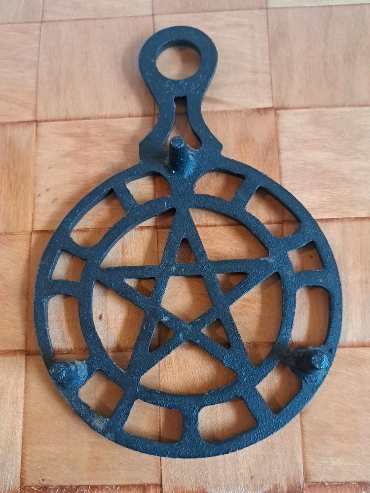 Vintage Cast Iron Eastern Star Freemason Trivet