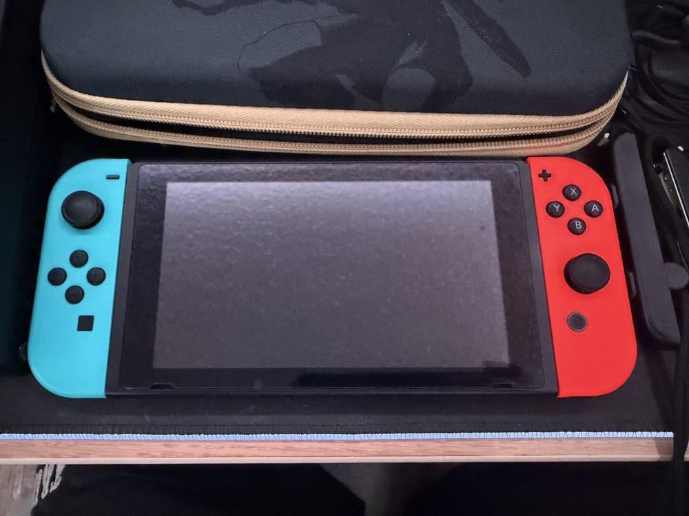 Nintendo Switch Console Bundle with Zelda Carrying Case, Joy-Con, Accessories