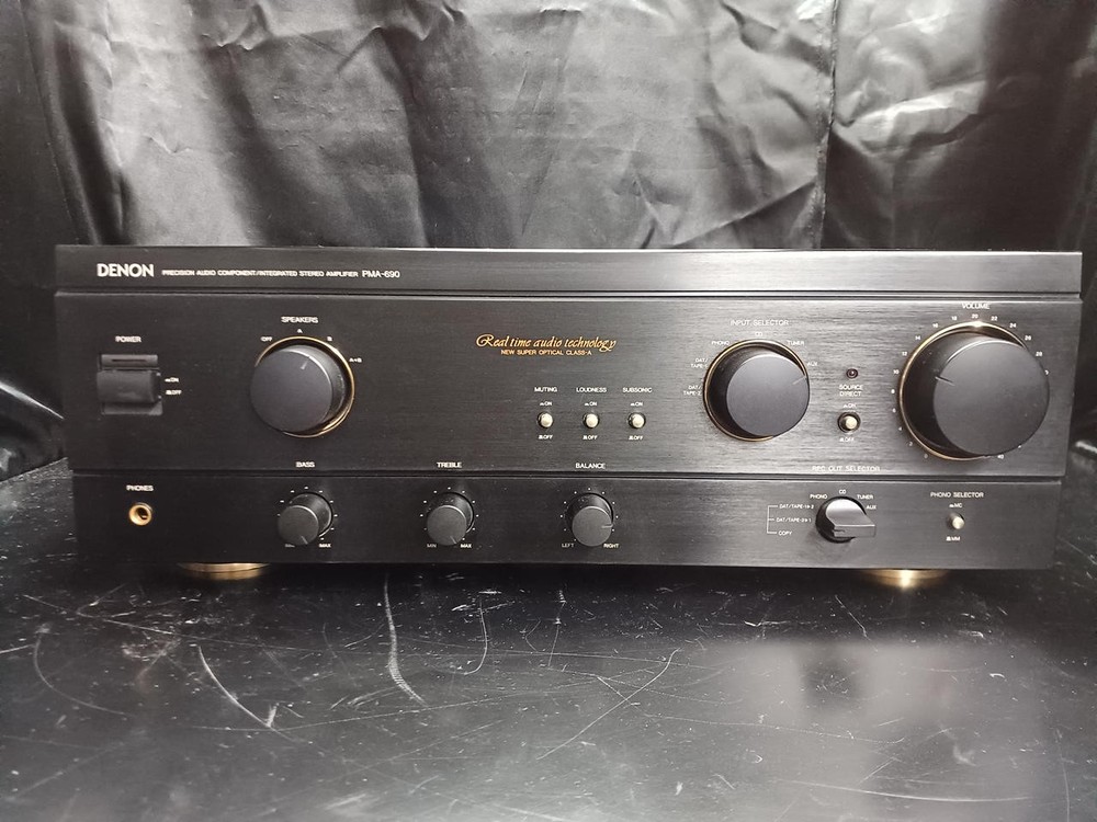 DENON PMA-690 Integrated Amplifier Junk #BE11986