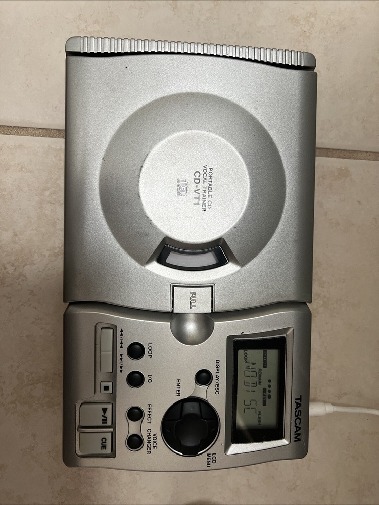 Portable CD/Vocal Trainer CD-VT1 Tascam
