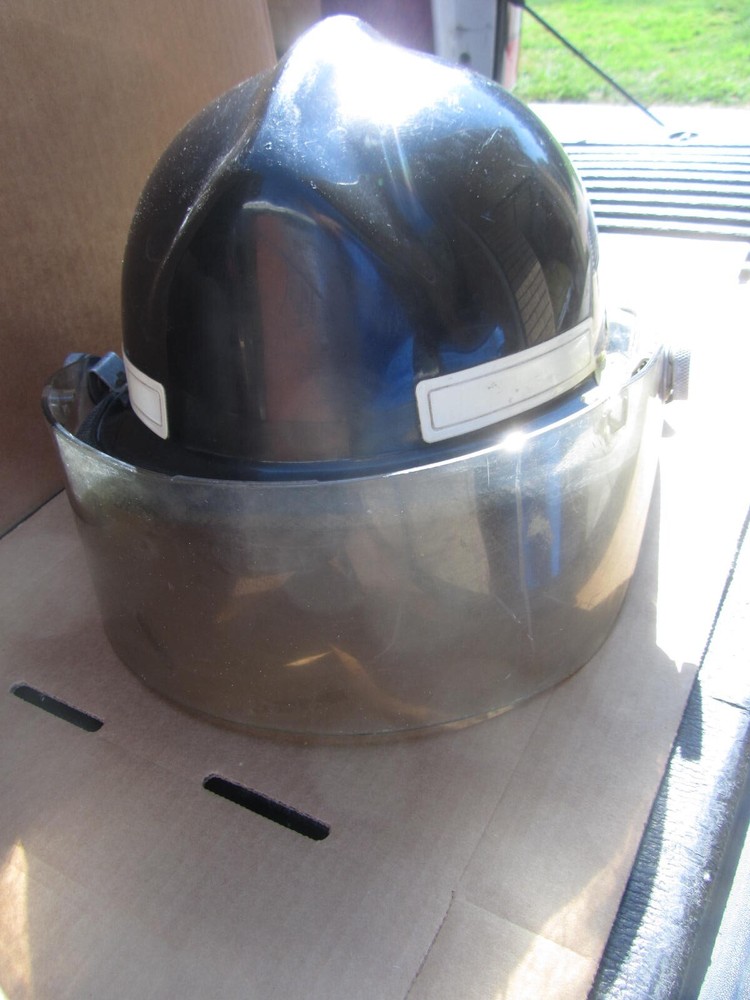 VINTAGE Firefighter Helmet w/Shield Cairns & Brother