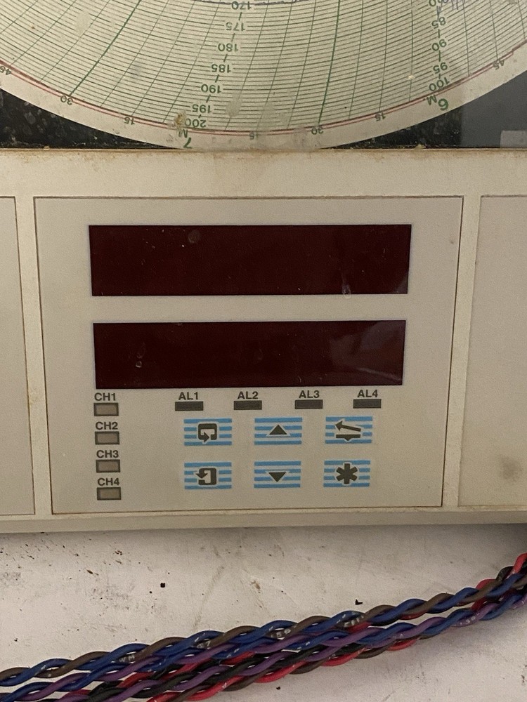 ABB COMMANDER 1900 CHART RECORDER 1951JAA01100090STD