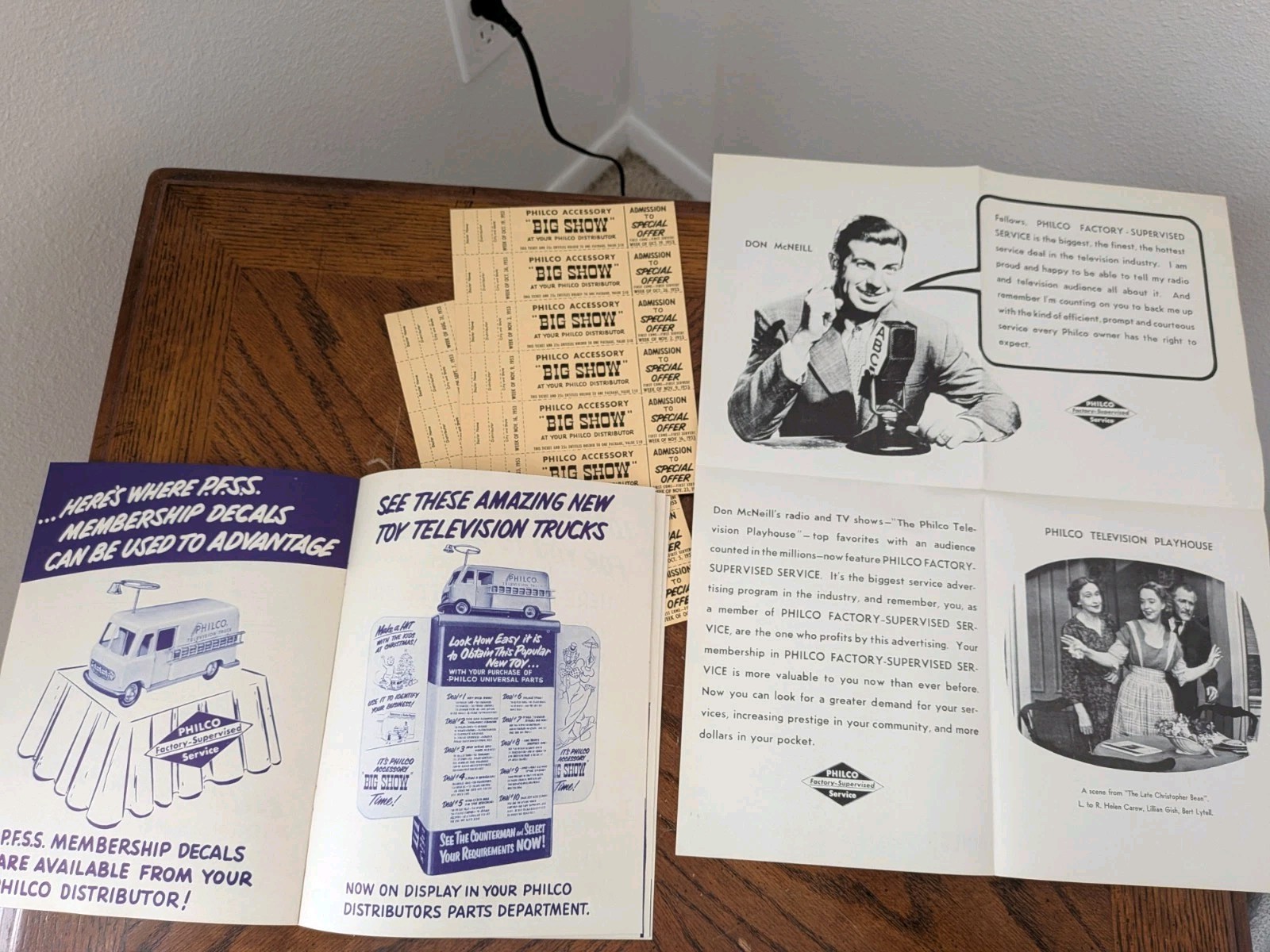 Large Lot Philco Salesman Dealer Advertising Items