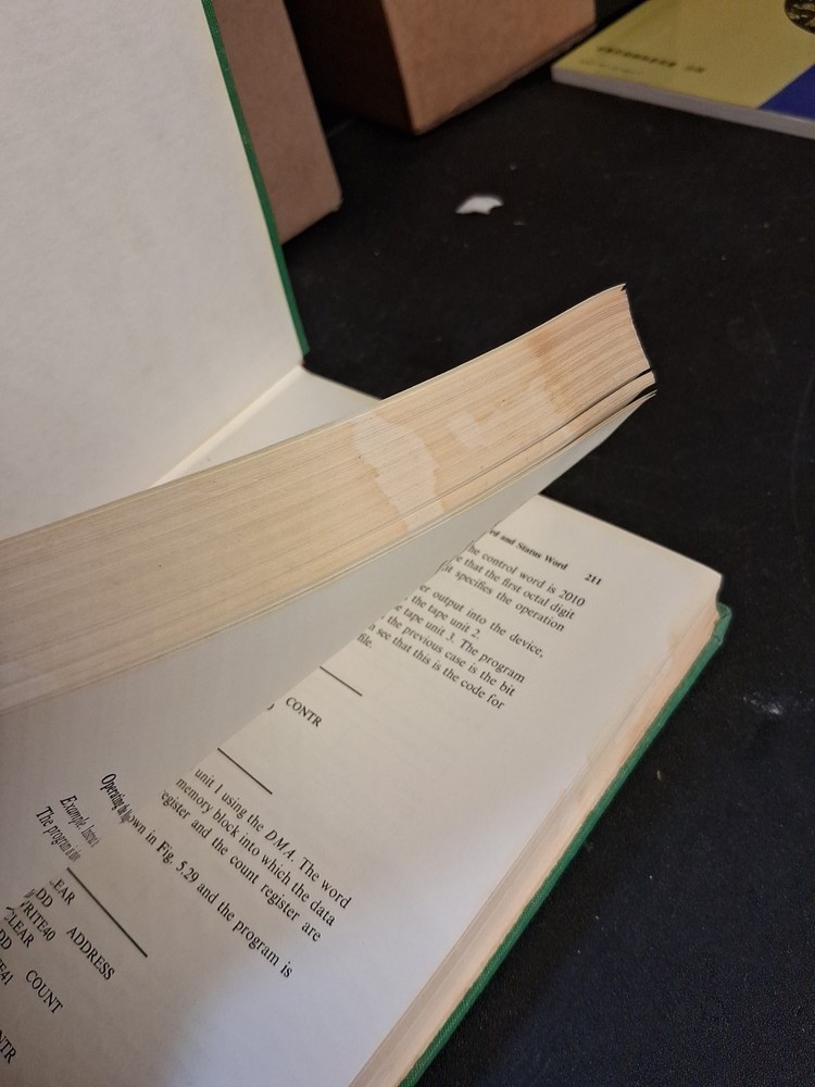 VINTAGE 1976 MICROPROCESSORS AND MICROCOMPUTERS BRANKO SOUCER