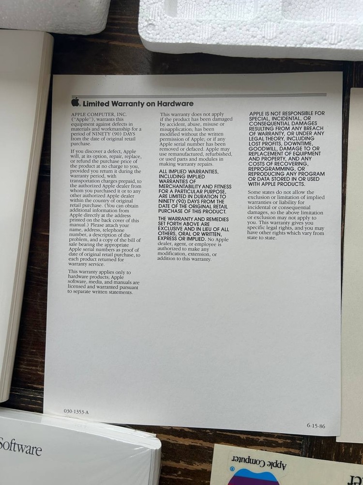 Apple Macintosh System Software start kit 944-0379-A. Manuals, System Update