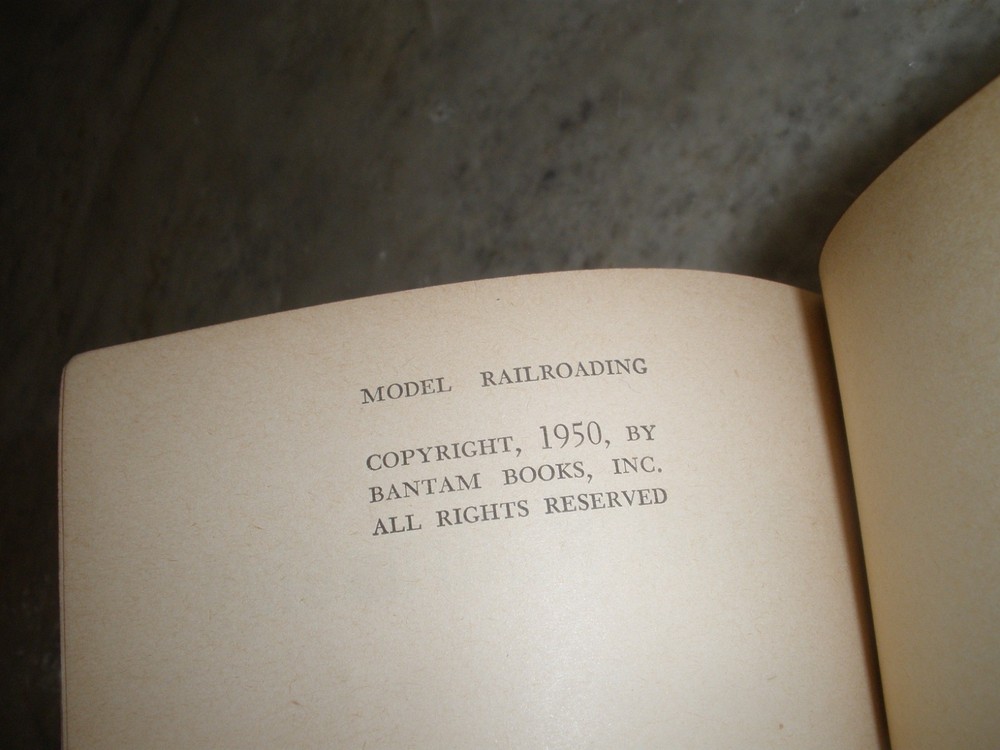 1950 MODEL RAILROADING BANTAM PAPERBACK BOOK