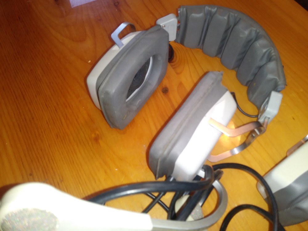 2x Telex E-951 Headsets