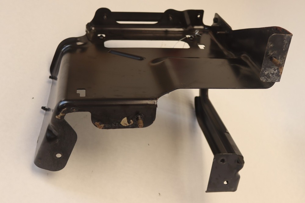 2008-2017 FREIGHTLINER CASCADIA 125 DASH SAM CAB BRACE BRACKET SUPPORT MOUNT OEM