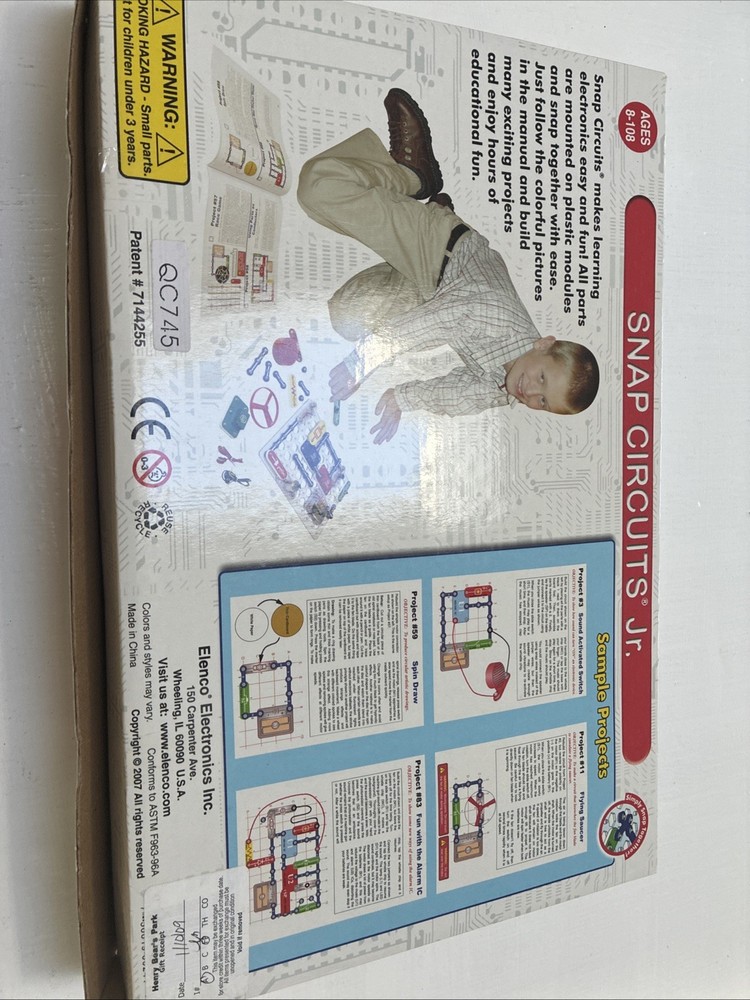 Snap Circuits Jr. By Elenco Model SC-100 Fun Learning Electronics Kit NIB