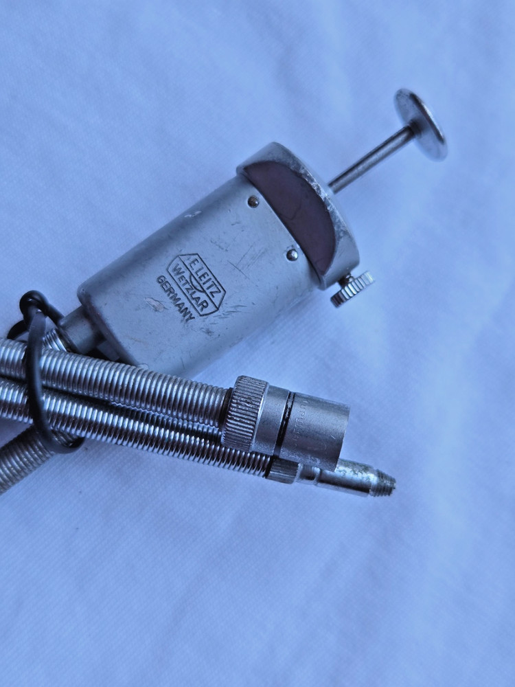 Original Leica Wetzlar Double Cable Release in User Condition