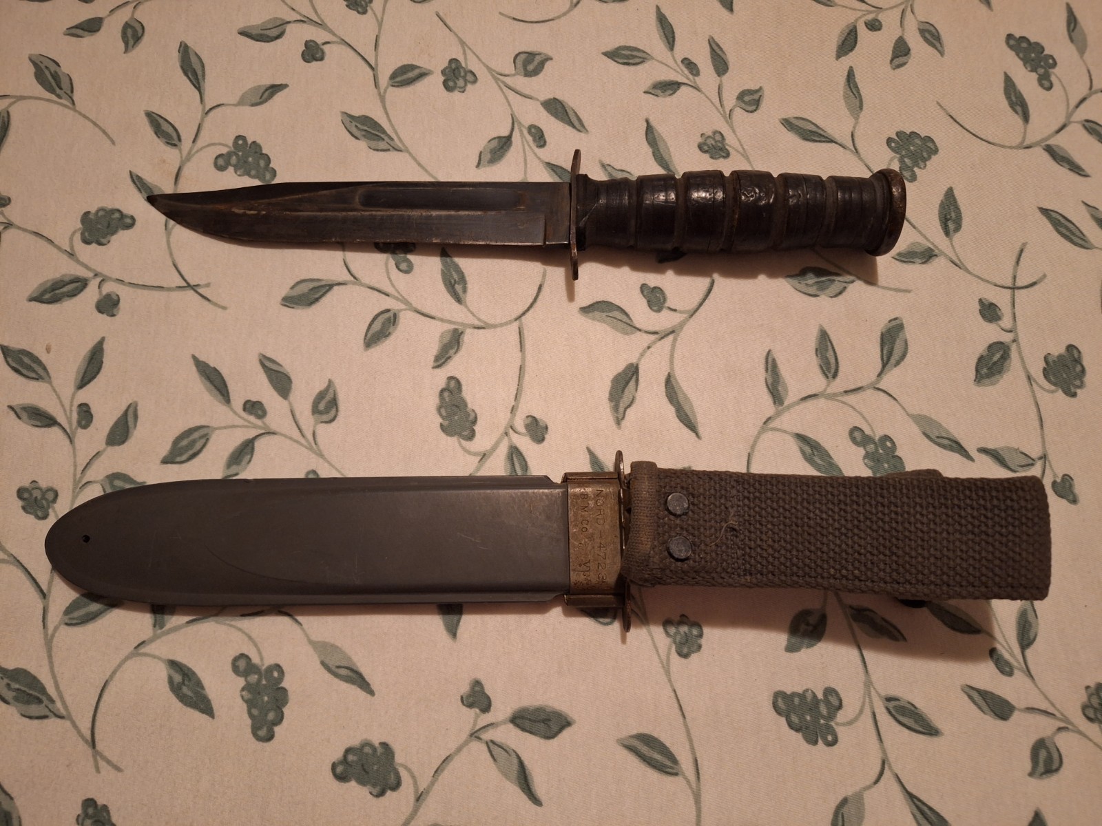 U.S. Navy WWII Era Camillus MKII Fighting Knife With Scabbard Used
