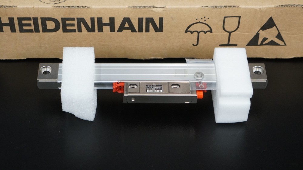 HEIDENHAIN 557644-03 Linear Encoder Scale LC493F, 170mm, 5.0um