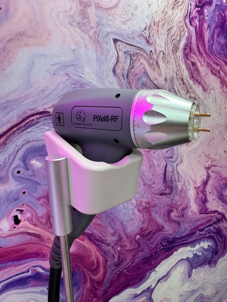 Rohrer Pixel 8 Microneedling Machine