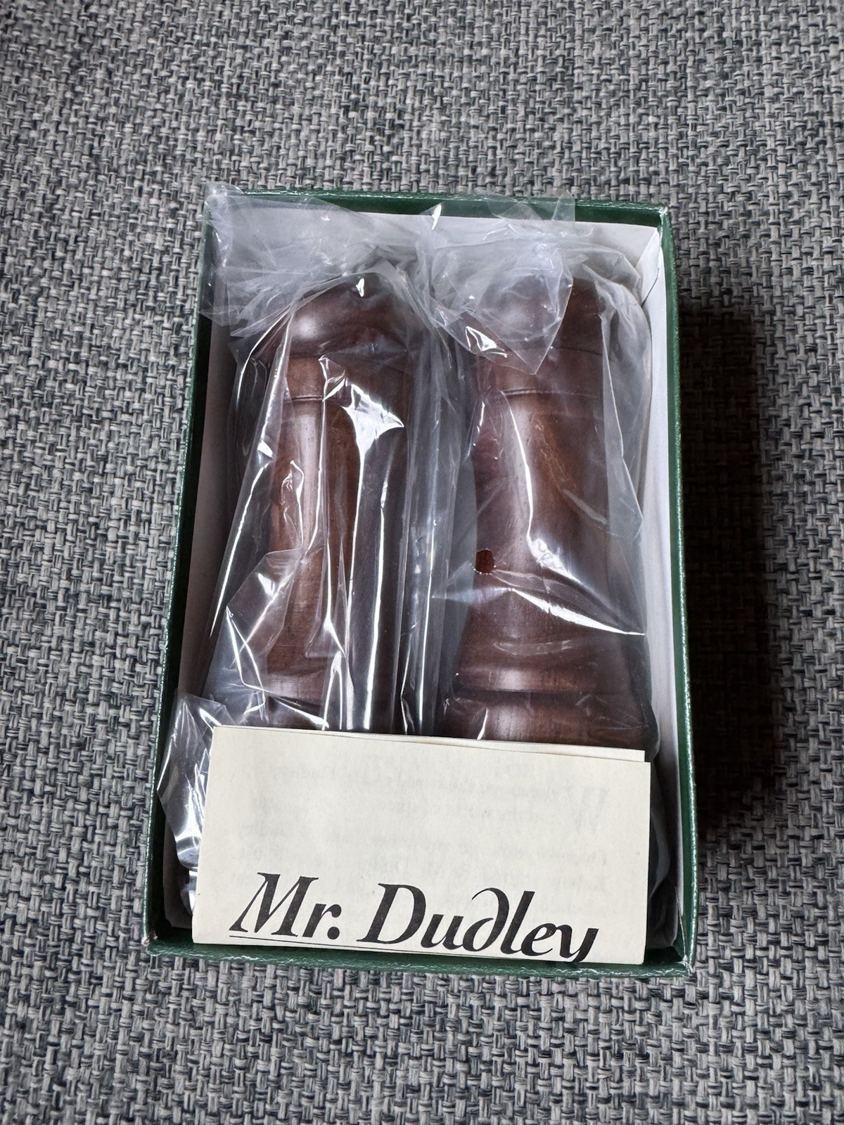 Vintage Mr. Dudley 5.5” Walnut Wood Peppermill & Salt Shaker Set Julian 609 NEW
