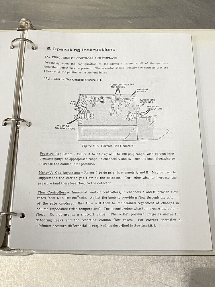 Perkin Elmer PE Sigma 4 Gas Chromatograph - Users Guide / Instructions Manual
