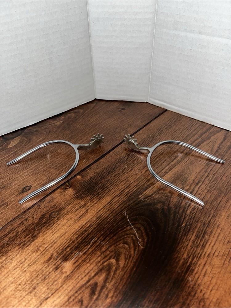 Slip On Spurs