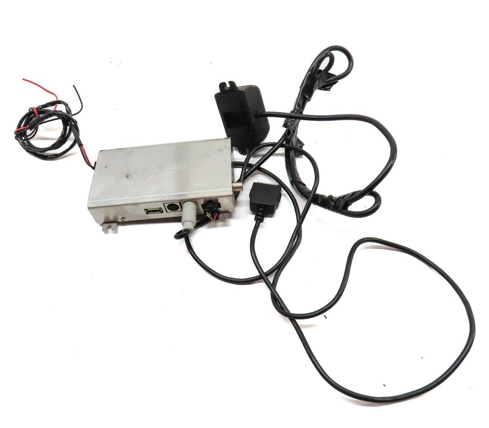 4HL DENISON GATEWAY 500 iPOD USB MULTIMEDIA INTERFACE MODULE w/HARNESS