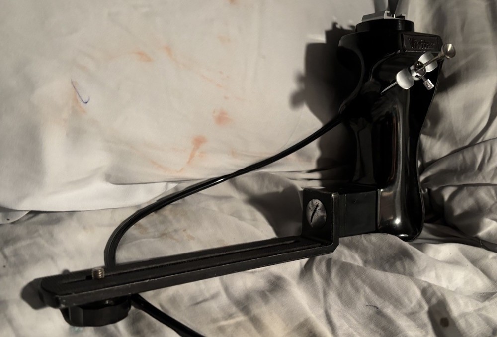 Vivitar camera handle with cable release