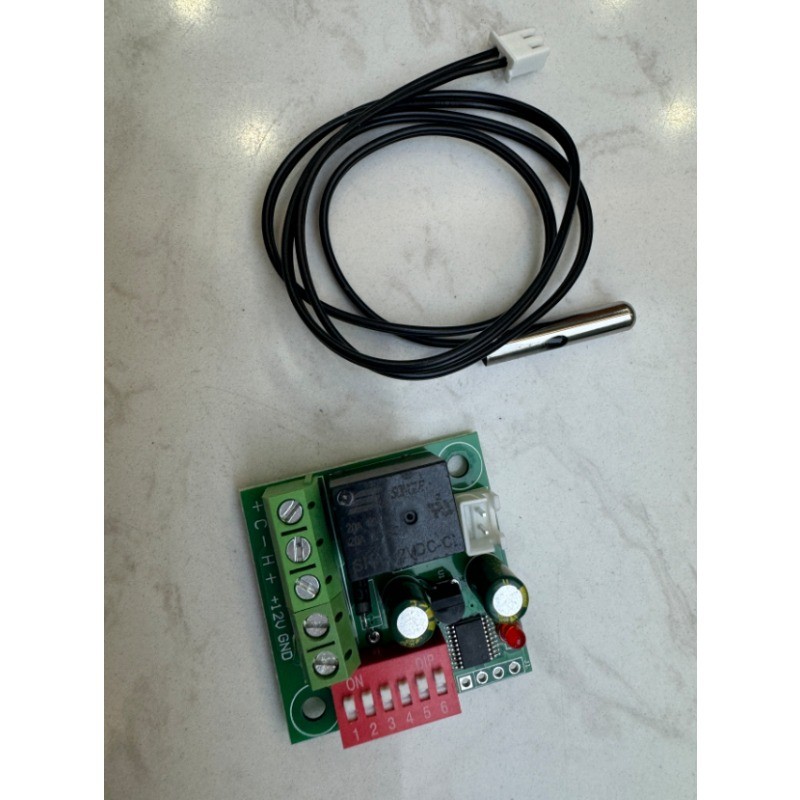 W1701 DC12V Thermostat Digital Temperature Control Switch Temp Controller 20-90℃