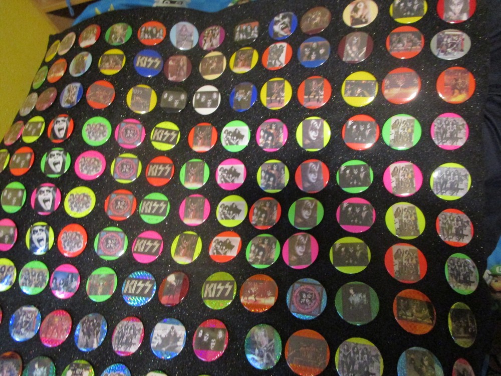 KISS pinback photo buttons (eight pins per purchase)