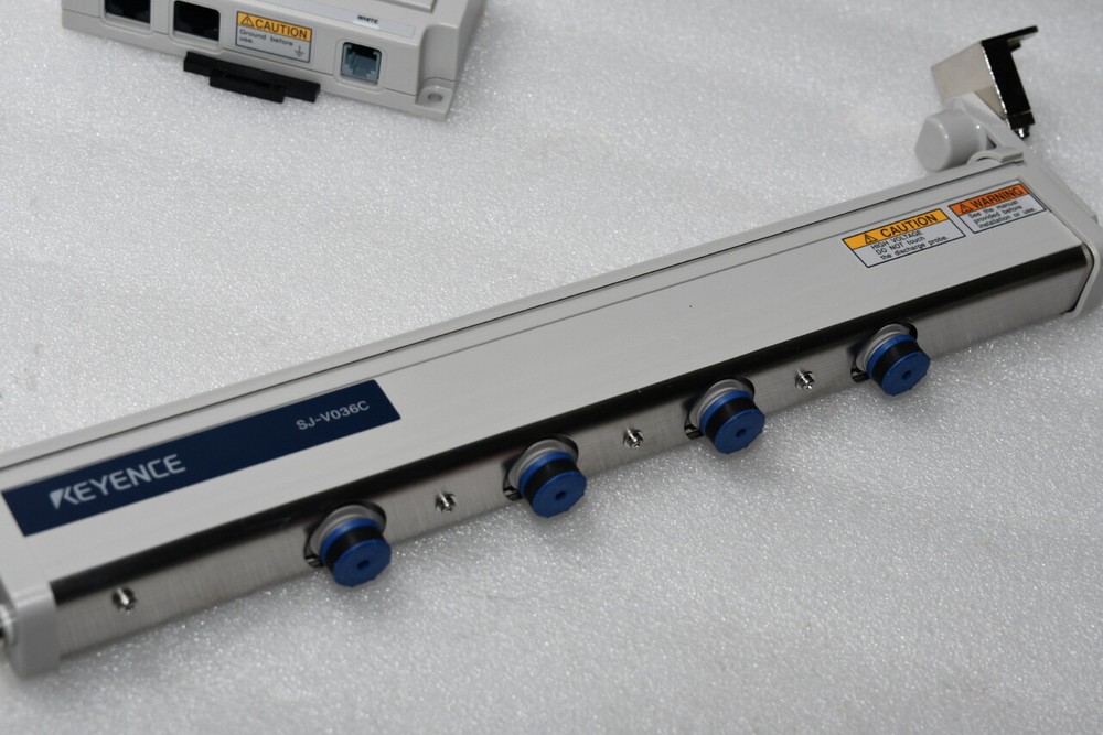 KEYENCE Ionizer SJ-V036C Static Eliminator (Bar & Amp)