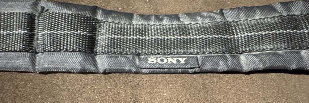 Sony Discman D-EG7 Portable CD Player ESP2 Compact Disc Tested Working