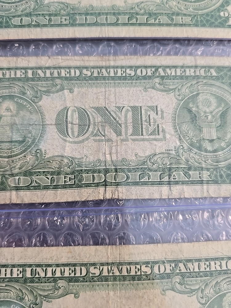 Three-$1 1935E "NO MOTTO" SILVER CERTIFICATE NOTES