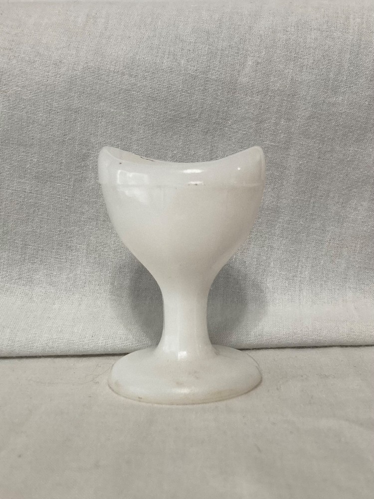 MILK GLASS EYE CUP