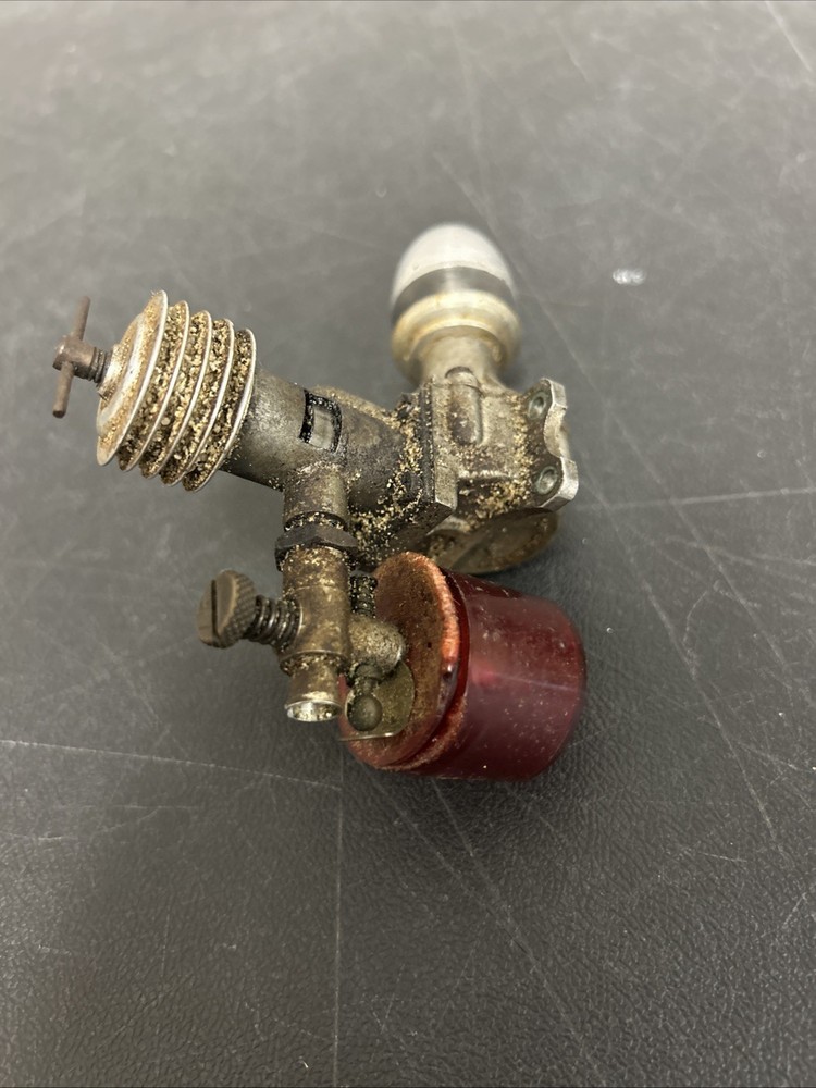 E.D 2.cc DIESEL MODEL AIRPLANE ENGINE M11