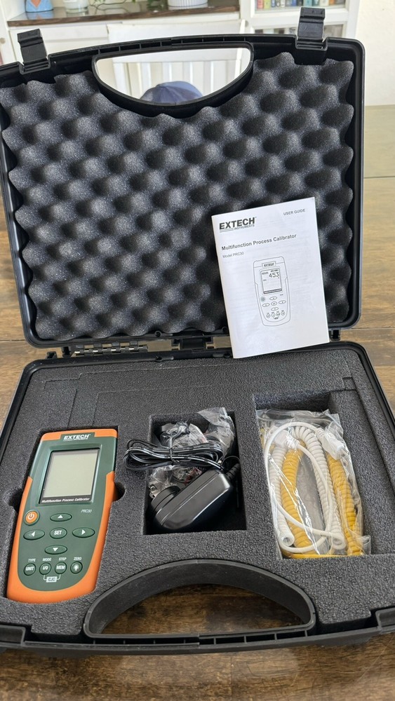 Extech PRC30 Multifunction Process Calibrator