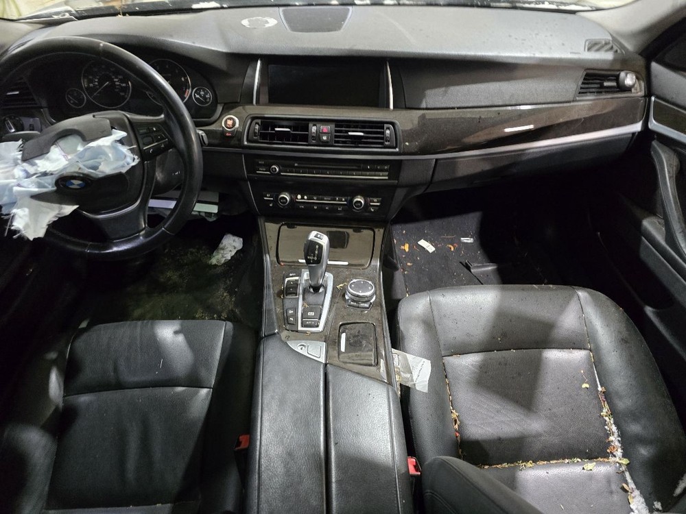 528I 2015 Air Shutter 615822