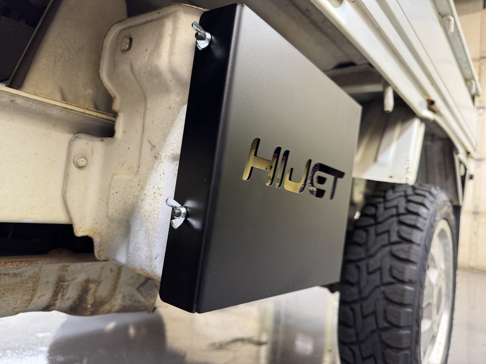 Battery Cover for 1990-1998 Daihatsu Hijet