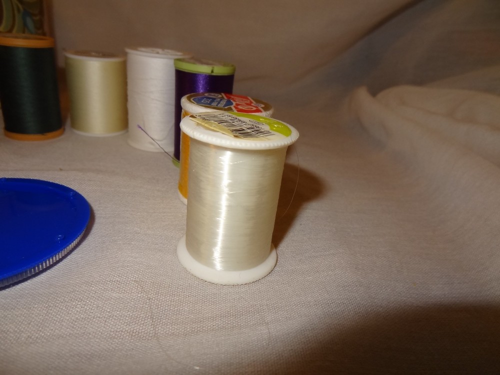 Sewing Box Mixed Lot 17 Thread Spools Different Colors Needles Bobbin