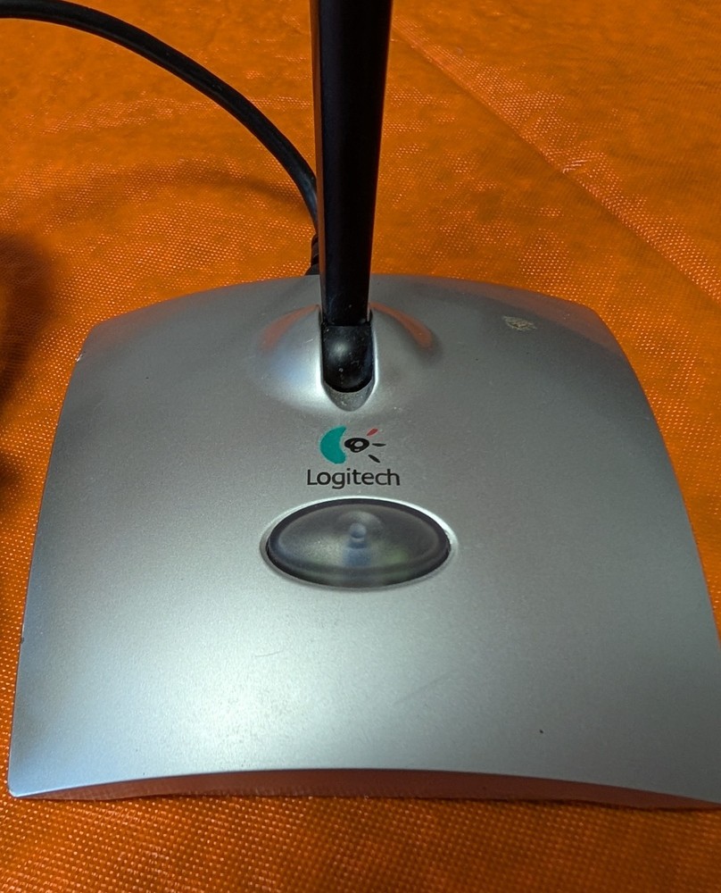 Logitech USB Desktop Microphone Plug and Play. Tested Works