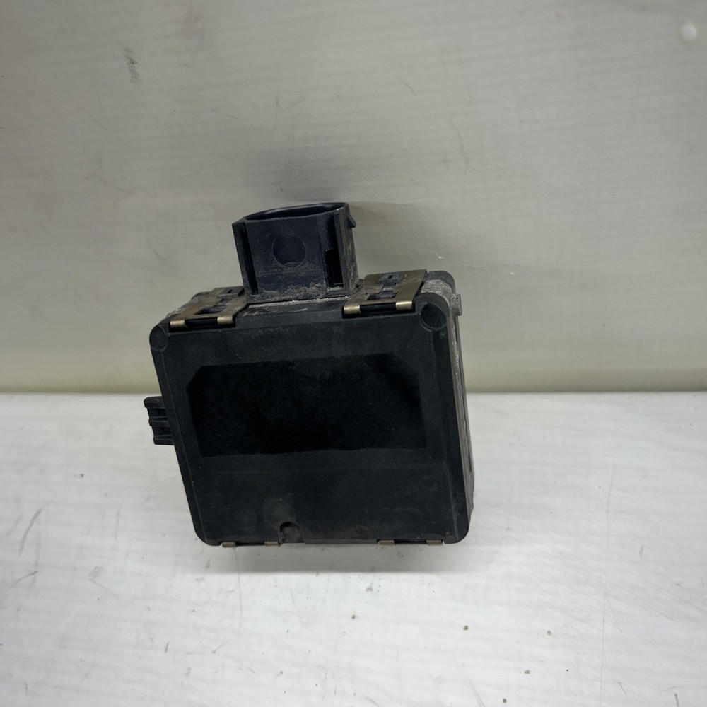 2017 - 2024 AUDI Q7 4mo907590b BLIND SPOT SENSOR CONTROL MODULE OEM