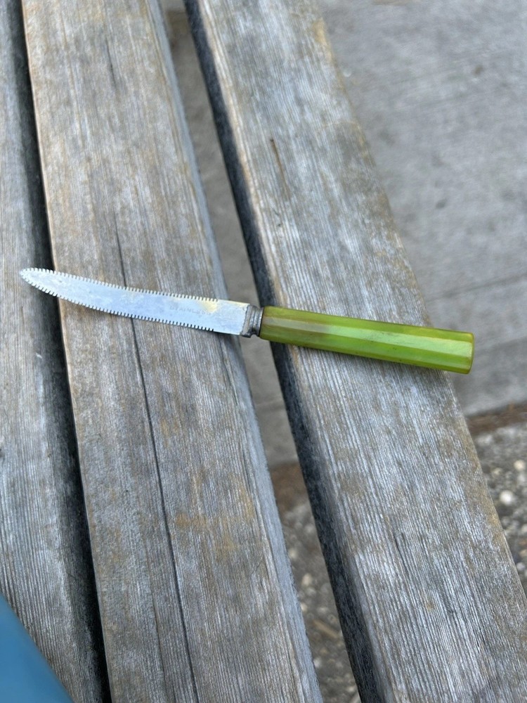 Vintage Bakelite Grapefruit Knife