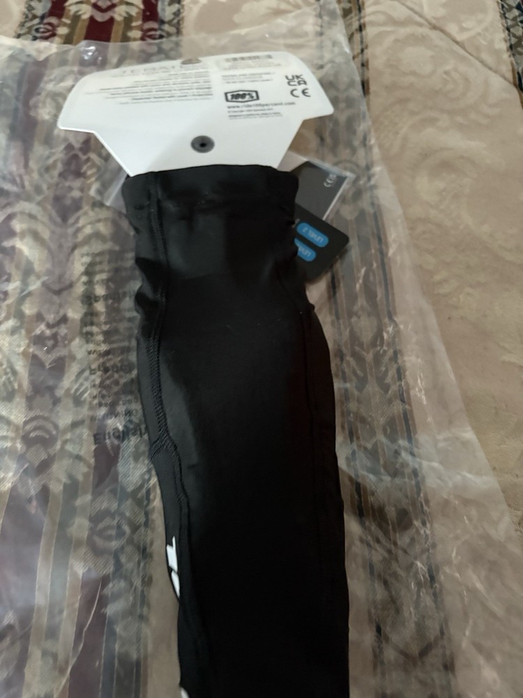Surpass Youth Knee Guard
