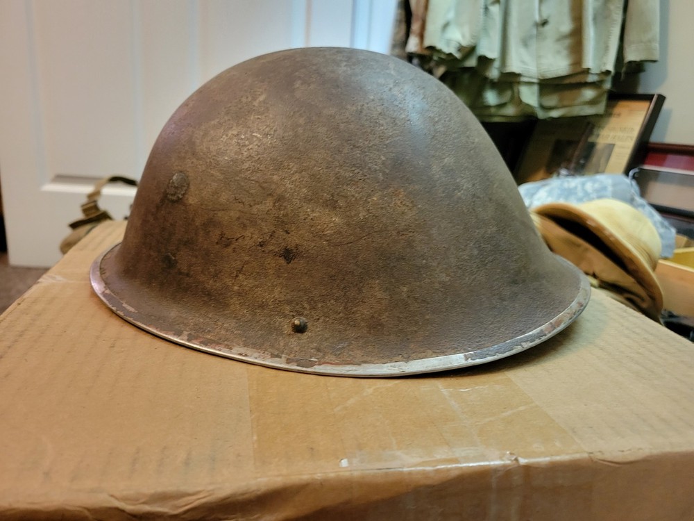 Late Ww2 To Post War British Mk4 Turtle Shell Helmet