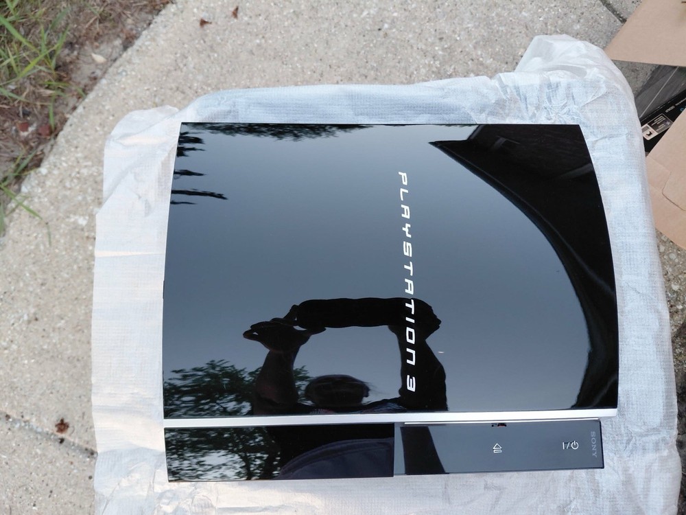 Sony PlayStation 3 CECHL01 80GB Black Console Bundle w/ Controller, Box, Cables