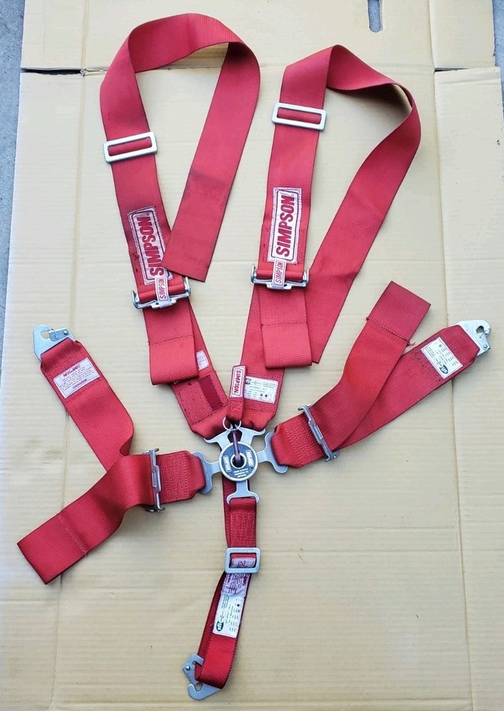 Simpson 5 point Camlock harness, Red