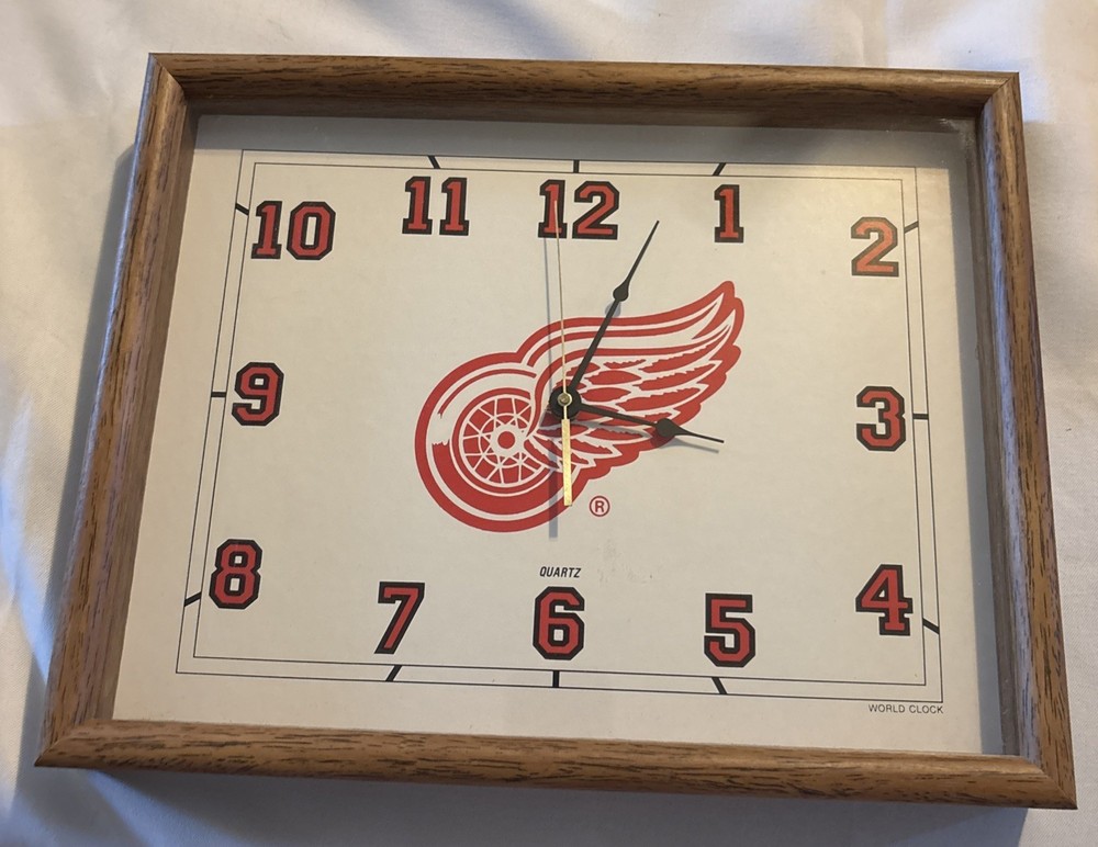 Vintage Red Wings Clock