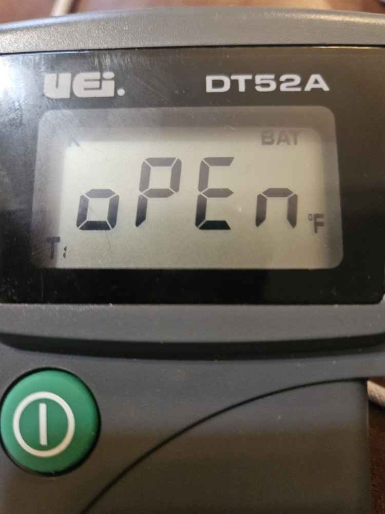 UEi DT52 Digital Thermometer W/Case - Working