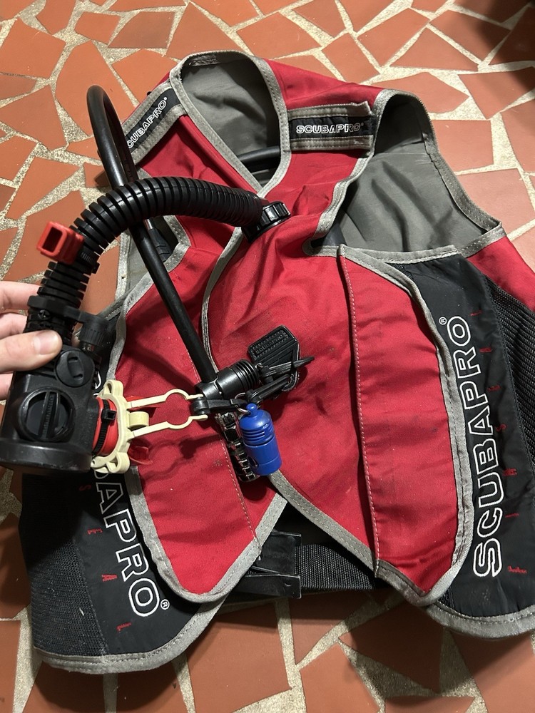 Scubapro BCD With Tank Strap