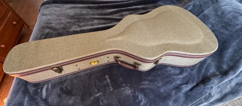 Doves in Flight Tribute Guitar