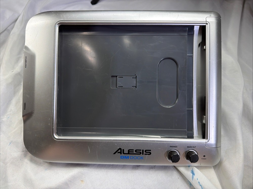 Alesis DM Dock