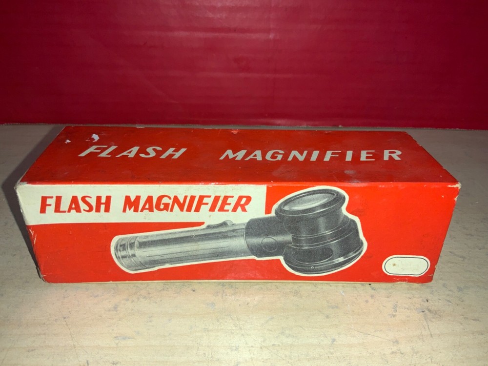 T.O.C. Flash Magnifier