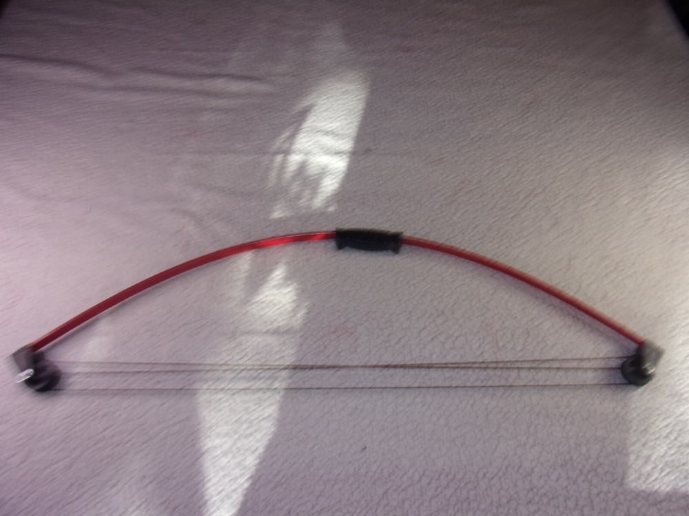 Red/Black Youth Compound Bow